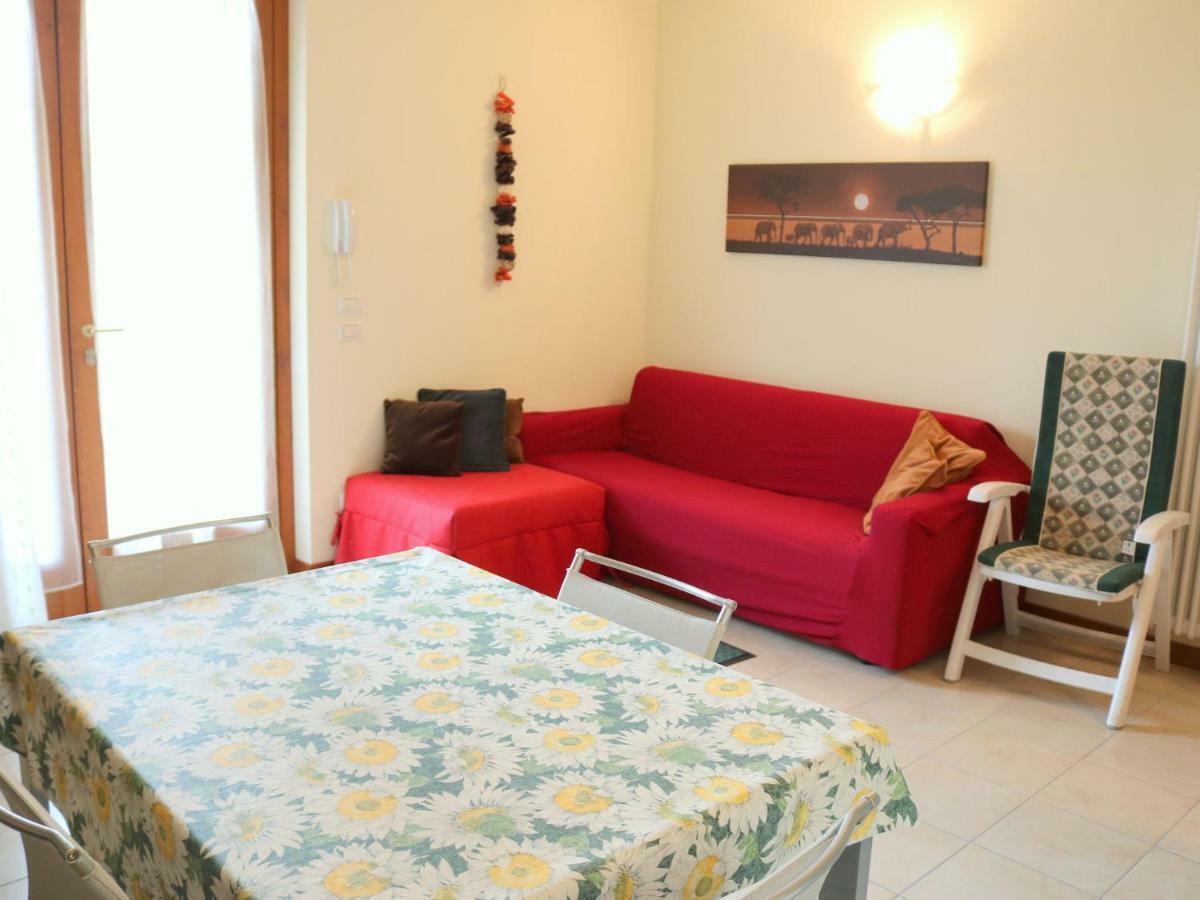 Small Residence Of Only 18 Apartments With Swimming Pool ลาซีเซ ภายนอก รูปภาพ